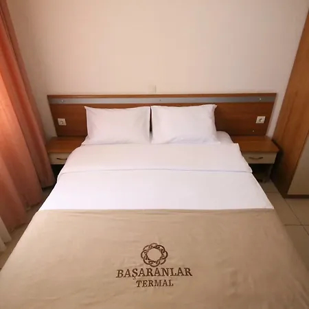 アパートホテル Basaranlar Thermal Gazligol